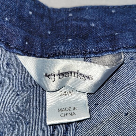 CJ Banks Womens Plus Size 24W Polka Dot Blue Denim Bermuda Shorts 12" Inseam - Picture 8 of 10